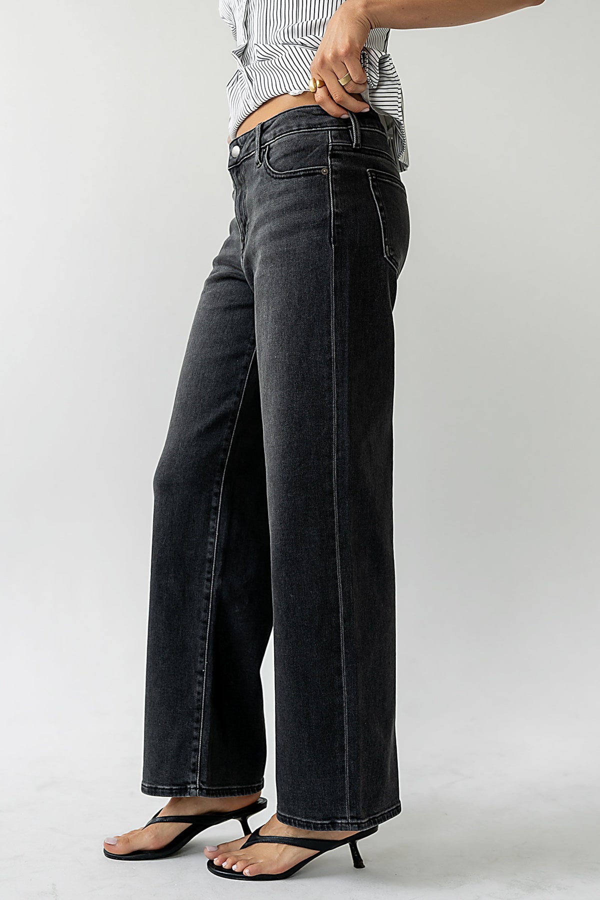 Sloane Wide Leg Jeans in Black - FINAL SALE