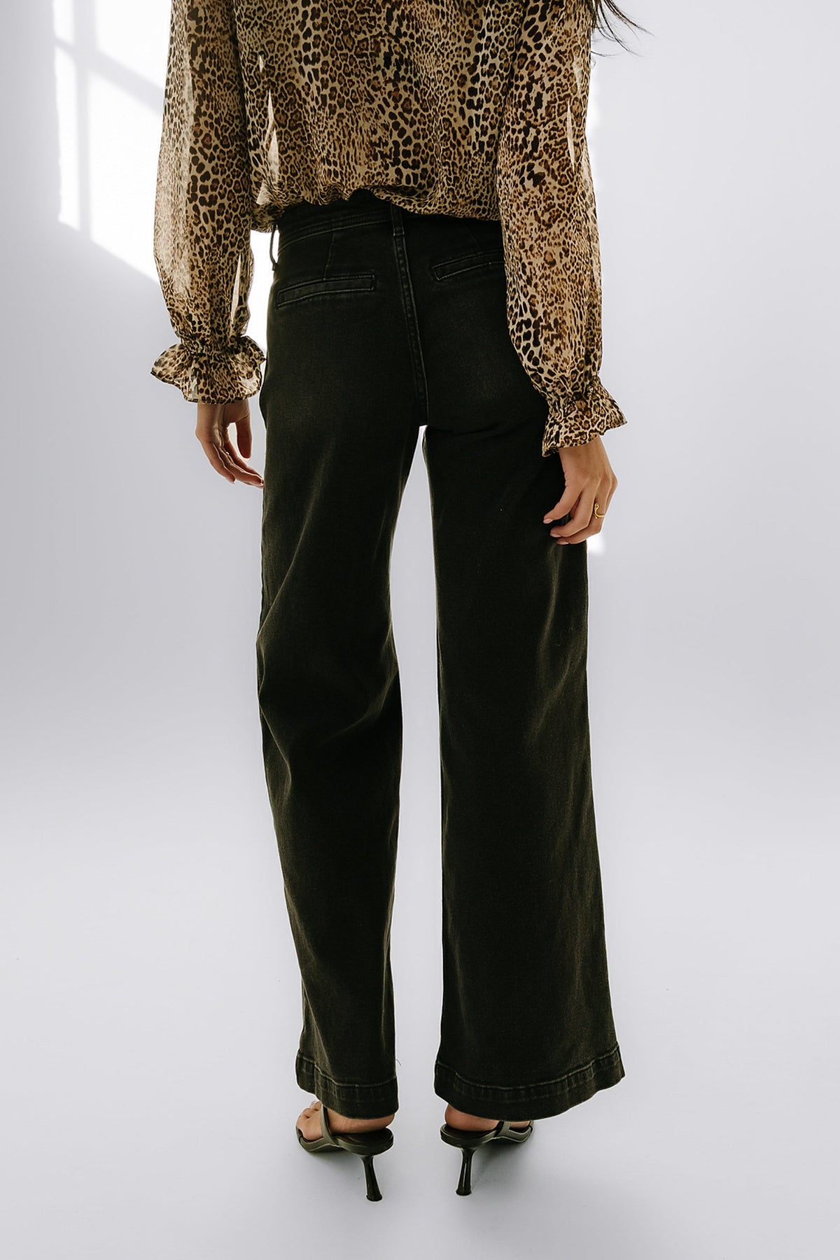 Alexia Wide Leg Jeans in Washed Black - FINAL SALE