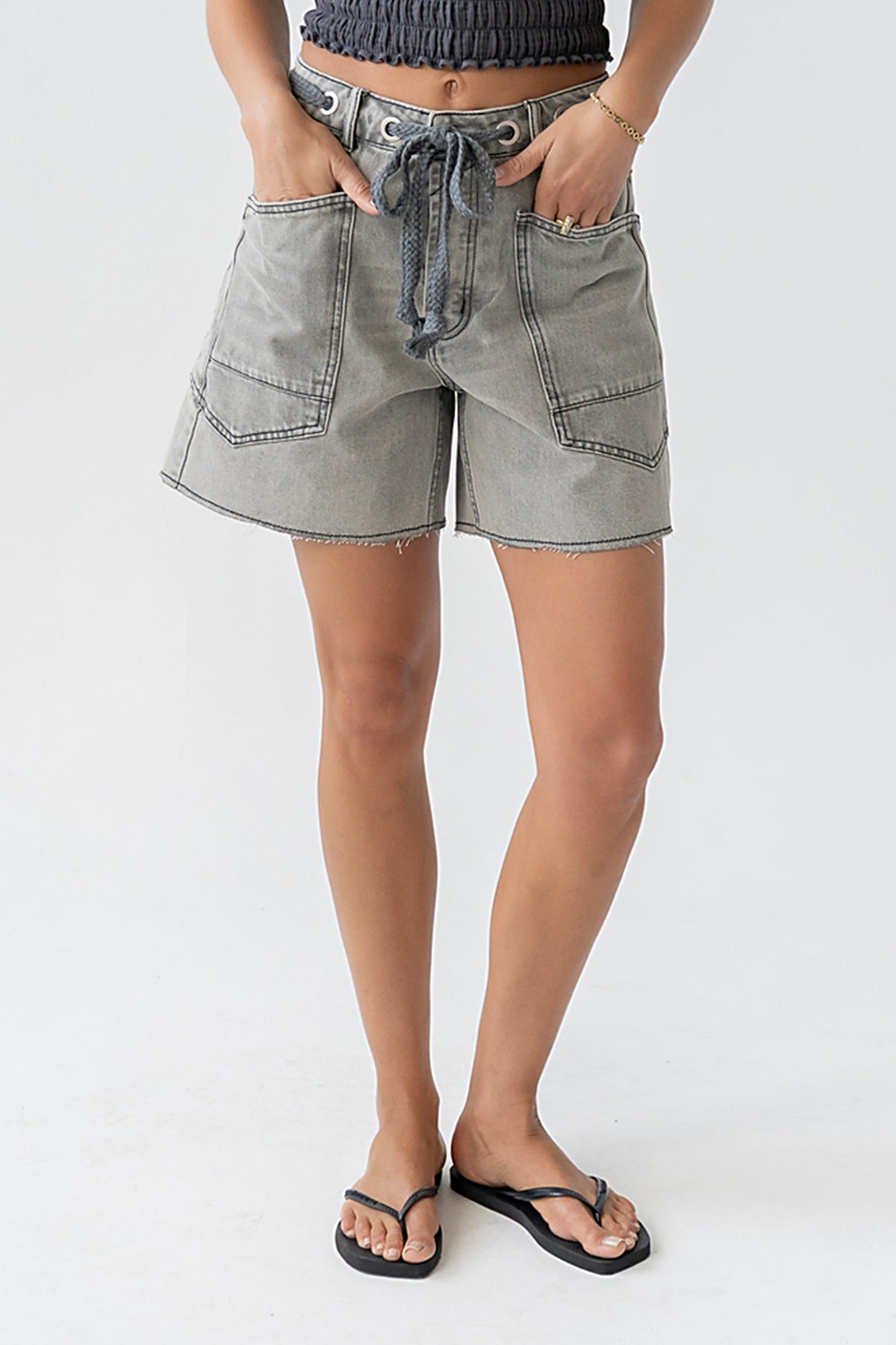Finneas Denim Shorts in Grey