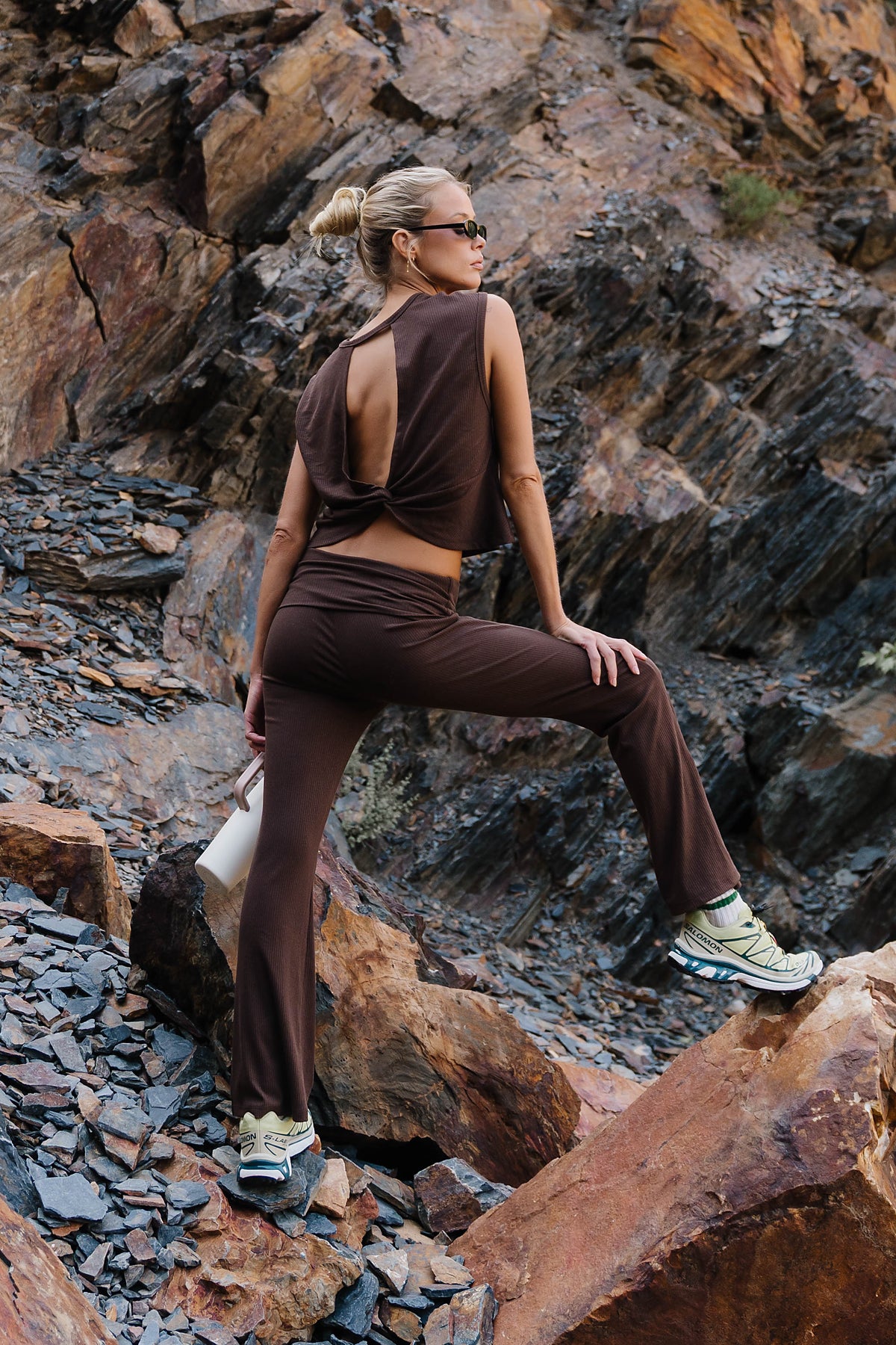 Dahlia Ribbed Top in Brown