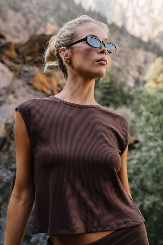 Dahlia Ribbed Top in Brown
