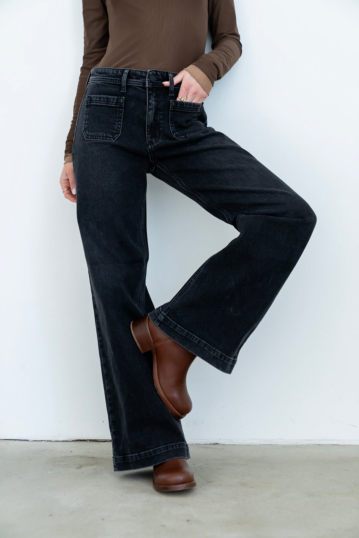 Alexia Wide Leg Jeans in Washed Black - FINAL SALE